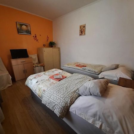 Hotel Kis Rigo Vendeghaz Salgótarján Exteriér fotografie